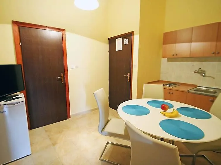 Apartments With A Parking Space Banjol, Rab - 11381
